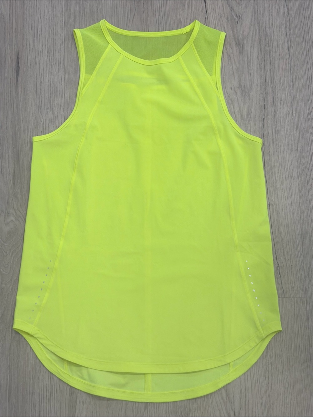 lululemon athletica Sculpt Tank - Highlighter Yellow (6) - Picture 3 of 7